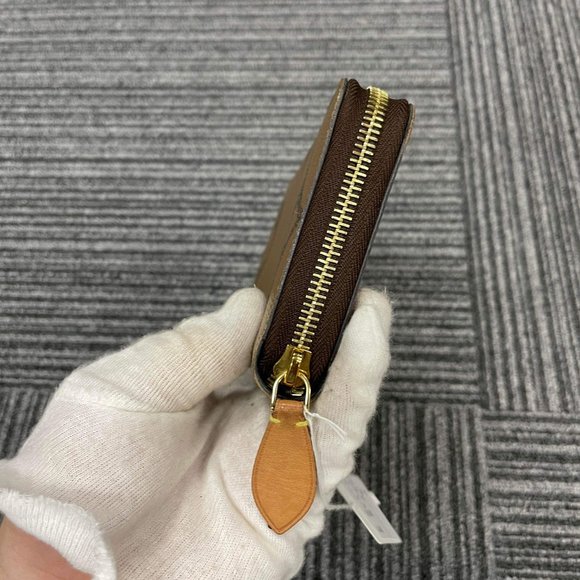 Louis Vuitton Zippy Giant Reverse Monogram Canvas Wallet - Picture 4 of 9